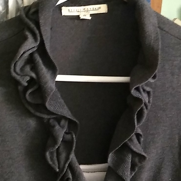 Sweater - Picture 2 of 4